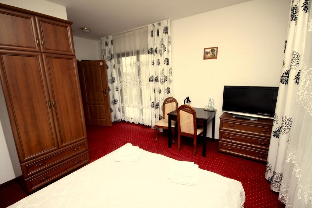 Pensjonat Korona Bed & Breakfast Modrzyca Room photo